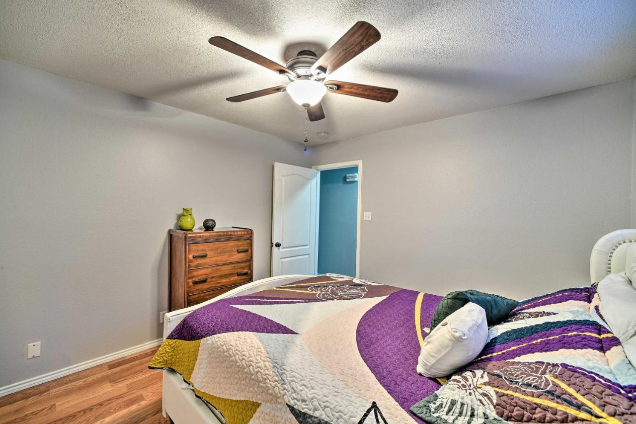 הוילה Peaceful San Antonio Oasis With Private Pool And Grill מראה חיצוני תמונה