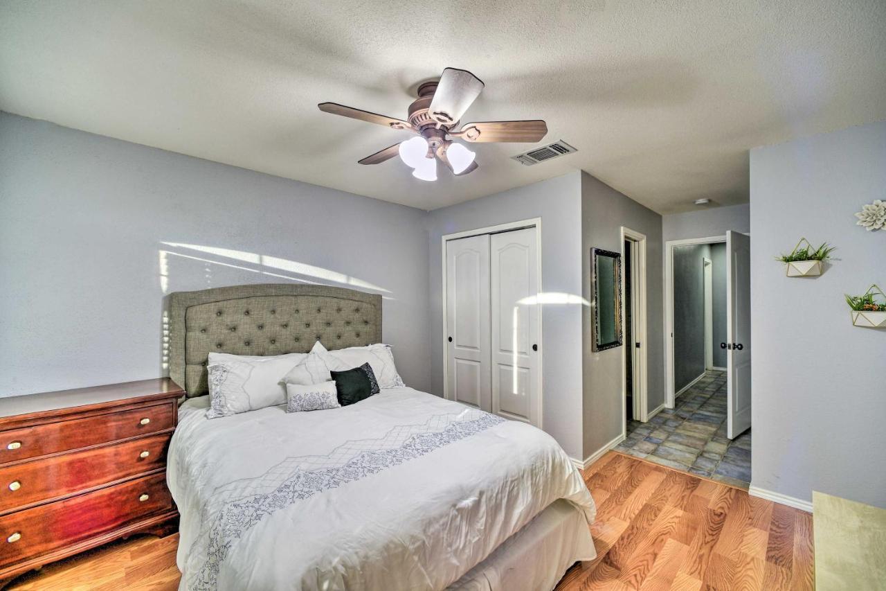 הוילה Peaceful San Antonio Oasis With Private Pool And Grill מראה חיצוני תמונה