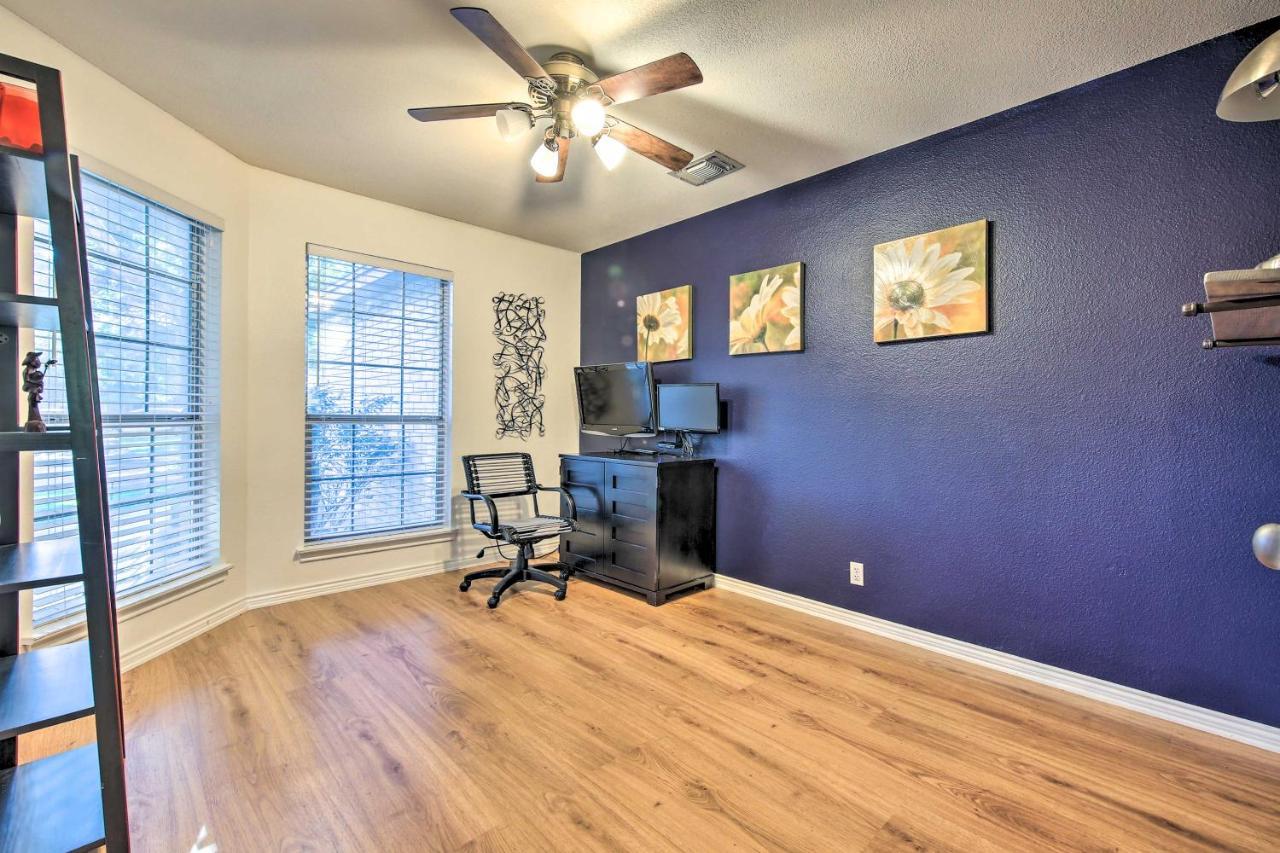 הוילה Peaceful San Antonio Oasis With Private Pool And Grill מראה חיצוני תמונה