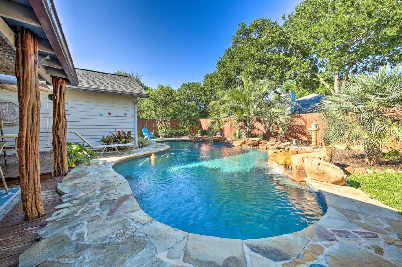 הוילה Peaceful San Antonio Oasis With Private Pool And Grill מראה חיצוני תמונה